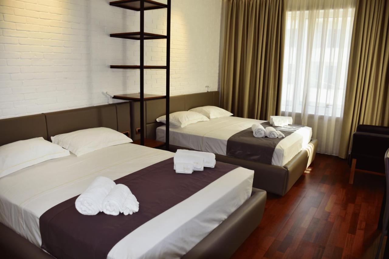 Hotel Ergi'S Драч Екстериор снимка